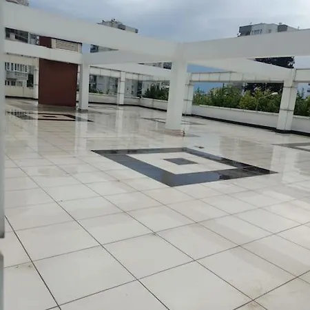 Apartment In 1000 Meters Square Terrace *