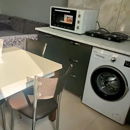 Apartment In 1000 Meters Square Terrace